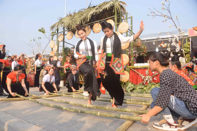 Nét hấp dẫn trong Lễ hội “Mùa hoa Ban” ảnh 6