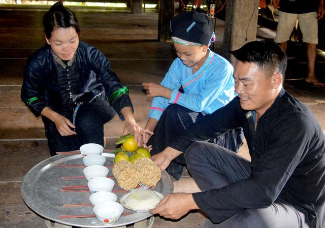 Vào mùa cơm mới ở Hà Giang ảnh 7