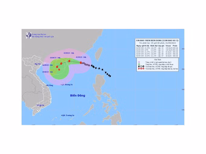 Thời tiết ngày 01/09/2023: Bão số 3 di chuyển theo hướng Tây Tây Bắc với gió giật trên cấp 17 ảnh 1