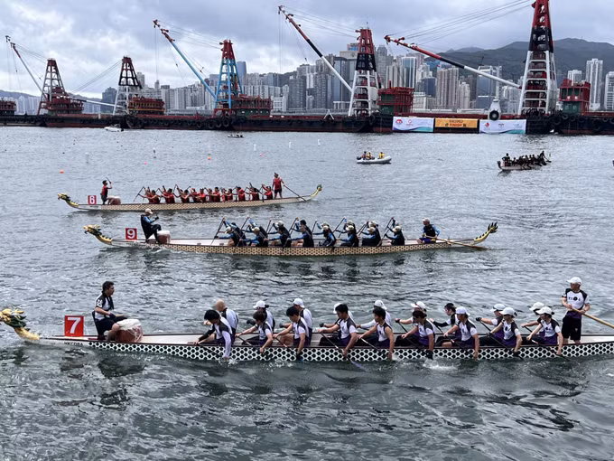 Sôi động cuộc đua thuyền rồng quốc tế ở Hong Kong (Trung Quốc) ảnh 5