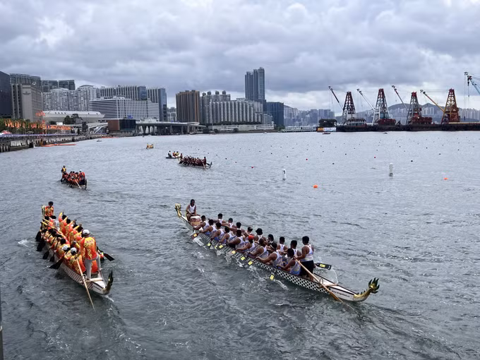 Sôi động cuộc đua thuyền rồng quốc tế ở Hong Kong (Trung Quốc) ảnh 6