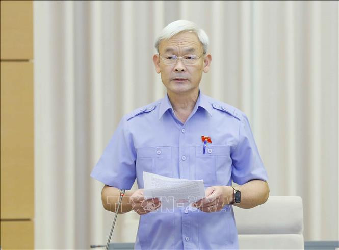 Chủ nhiệm Ủy ban Tài chính, Ngân sách của Quốc hội Nguyễn Phú Cường phát biểu. Ảnh: Doãn Tấn – TTXVN Bế mạc Phiên họp thứ ba của Ủy ban Thường vụ Quốc hội ảnh 3