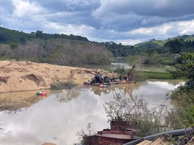 Chuyện quản lý: “Viện cớ” khơi thông vũng cạn, doanh nghiệp khai thác cát ngoài ranh giới cấp phép ảnh 2