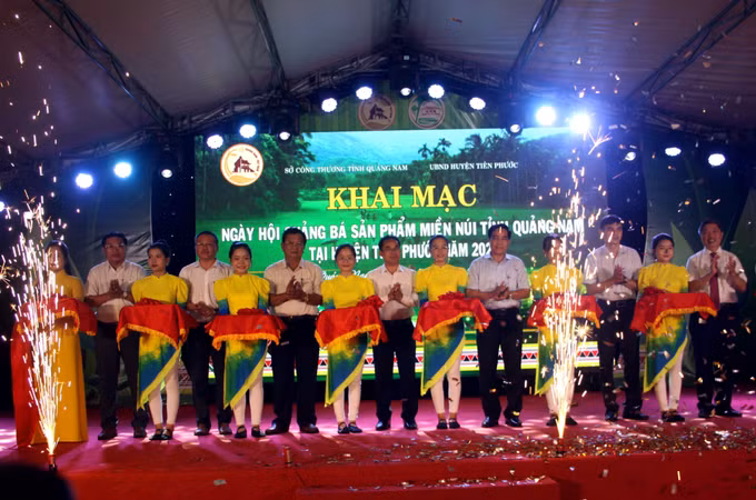 Khai mạc Ngày hội quảng bá sản phẩm miền núi tỉnh Quảng Nam năm 2023 ảnh 1