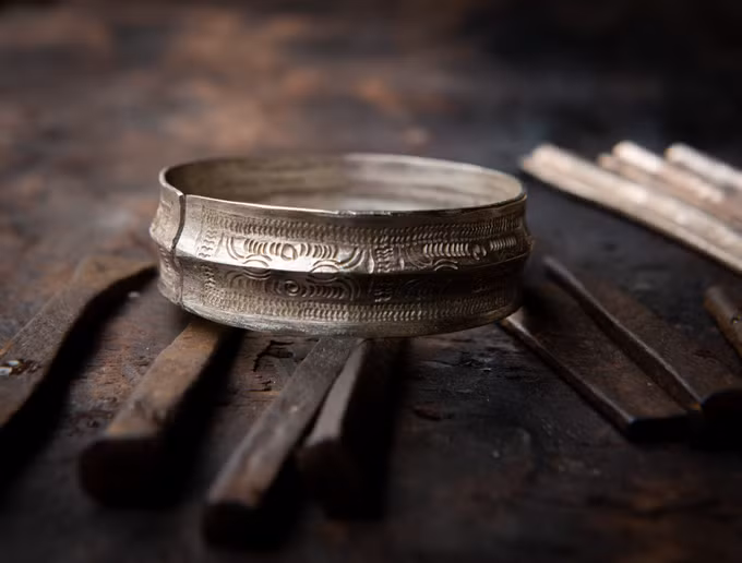 Độc đáo nghề chạm bạc dân tộc Nùng ở Hà Giang ảnh 7