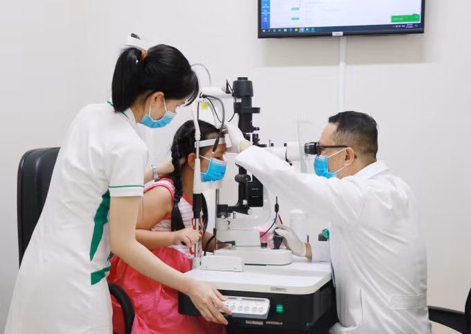 Khánh Hòa: Khuyến cáo không tự ý sử dụng đơn thuốc đau mắt đỏ của bệnh nhân khác điều trị cho bản thân ảnh 2