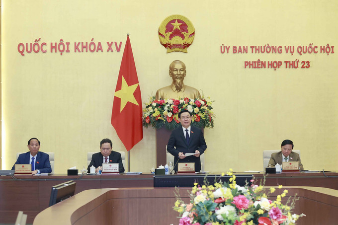 Chủ tịch Quốc hội Vương Đình Huệ phát biểu khai mạc. Ảnh: Doãn Tấn - TTXVN Khai mạc Phiên họp thứ 23 Ủy ban Thường vụ Quốc hội ảnh 1
