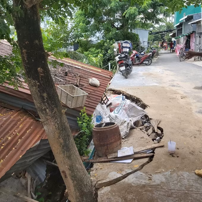 An Giang: Liên tục xảy ra sạt lở tại huyện Chợ Mới và Châu Phú ảnh 1