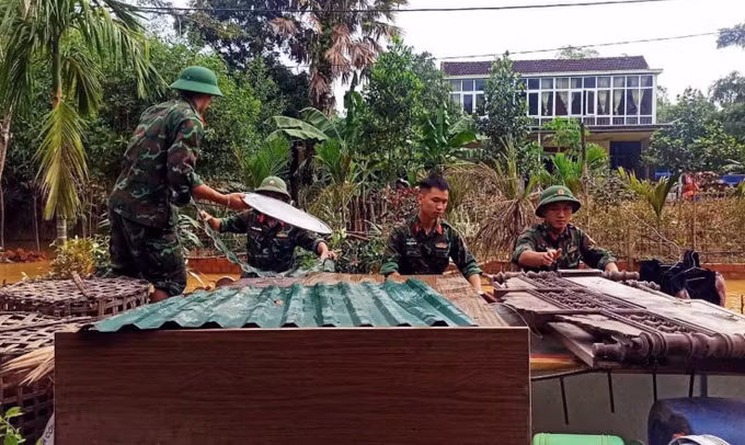 Hà Tĩnh: Nỗ lực khắc phục thiệt hại do lũ lụt, sớm ổn định đời sống nhân dân ảnh 3