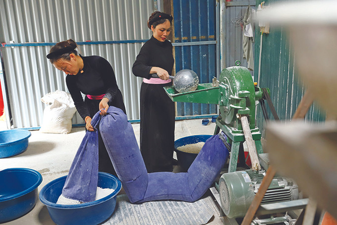 Để khẳng định thương hiệu bún khô Đà Vị, huyện Na Hang đang đẩy mạnh phát triển các xưởng làm bún khô, xây dựng bao bì nhãn mác, tổ chức liên kết chuỗi giá trị tạo đầu ra cho sản phẩm. Ảnh: An Thành Đạt Na Hang xây dựng chuỗi liên kết tiêu thụ nông sản ảnh 5