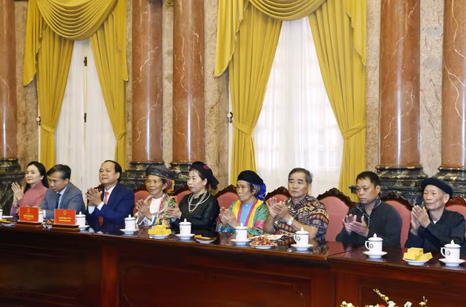 Chủ tịch nước gặp mặt đại biểu người có uy tín tiêu biểu tỉnh Hà Giang ảnh 2