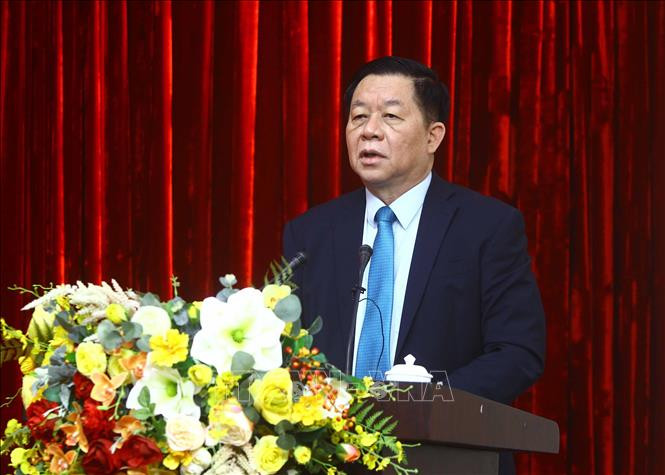 Đồng chí Nguyễn Trọng Nghĩa phát biểu tại hội nghị. Ảnh: An Đăng – TTXVN Đổi mới, sáng tạo trong nội dung và phương thức thông tin đối ngoại ảnh 2
