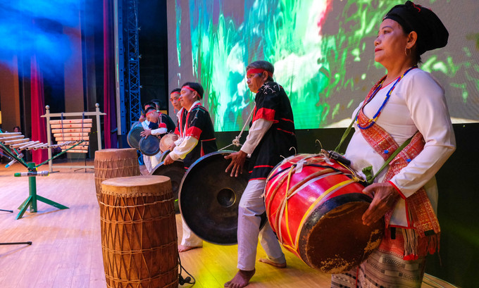 Ngày hội tôn vinh văn hóa truyền thống các dân tộc miền Trung ảnh 4