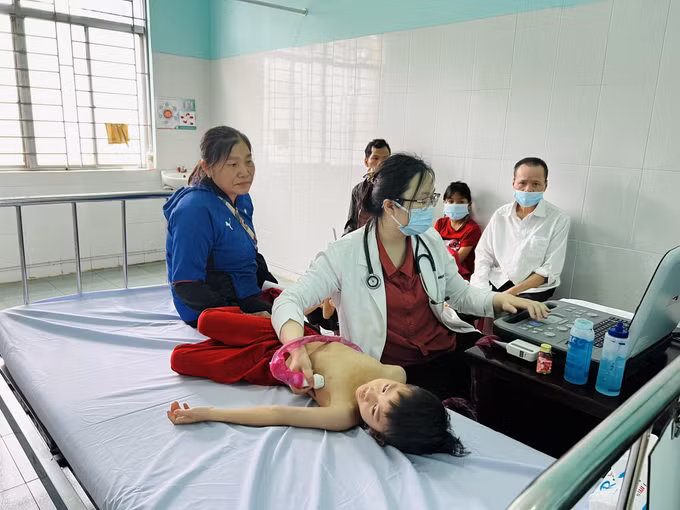 Đắk Nông: Phẫu thuật miễn phí cho trẻ bị bệnh tim có hoàn cảnh khó khăn ảnh 1