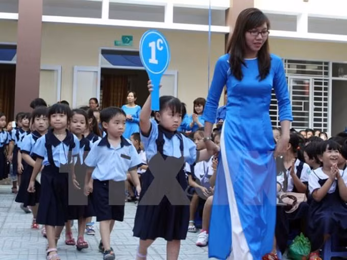 Dịch COVID-19: Thành phố Hồ Chí Minh tạm dừng kế hoạch tuyển sinh đầu cấp năm học 2021-2022 ảnh 1