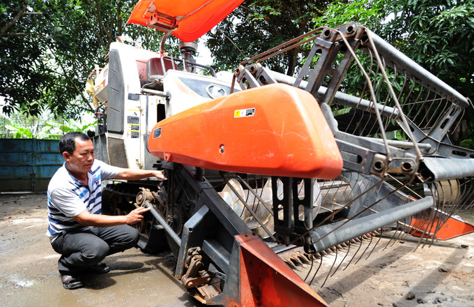 Ông Trần Minh Thuận, người Khmer ở khóm 3, phường 5, thành phố Sóc Trăng là một trong những nông dân điển hình vượt khó, vươn lên làm giàu. Ảnh: An Hiếu Nét mới ở vùng ven đô Sóc Trăng ảnh 5