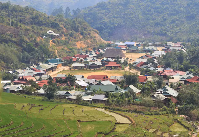 Tây Giang phát triển hạ tầng nông thôn ảnh 1