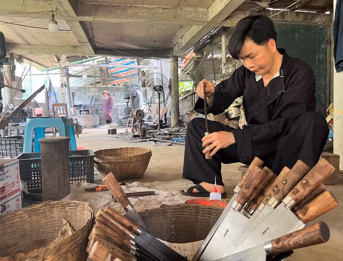 Phát huy truyền thống từ nghề rèn Phúc Sen (Quảng Hòa, Cao Bằng) ảnh 5