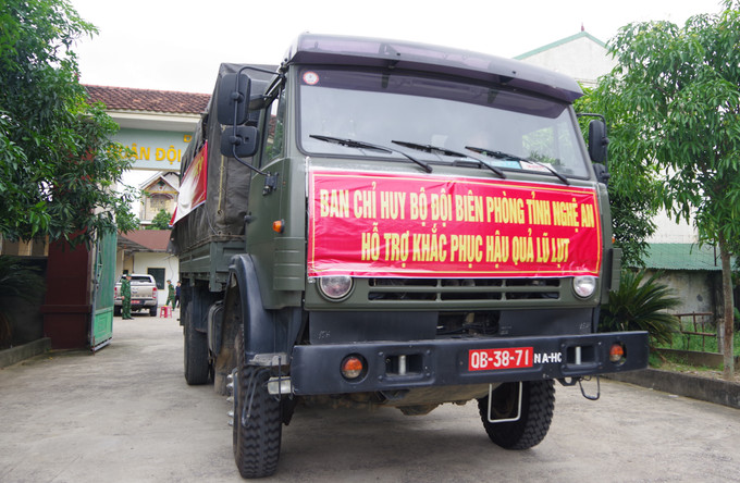 Ban Chỉ huy Bộ đội Biên phòng Nghệ An tăng cường nguồn lực hỗ trợ khắc phục hậu quả lũ lụt. Ban Chỉ huy Bộ đội Biên phòng Nghệ An tăng cường nguồn lực hỗ trợ khắc phục hậu quả lũ lụt.