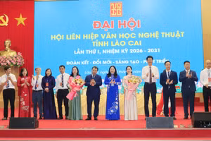 Phát huy sức mạnh văn học nghệ thuật, góp phần giữ gìn bản sắc văn hóa