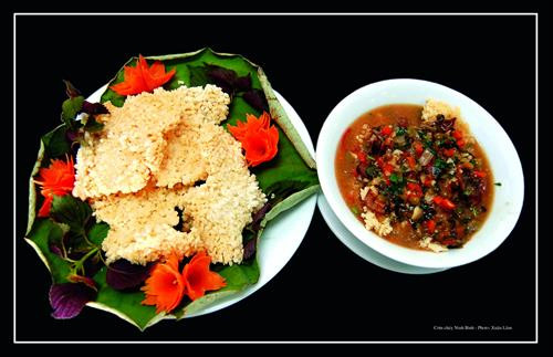 Cơm cháy Ninh Bình thơm ngon