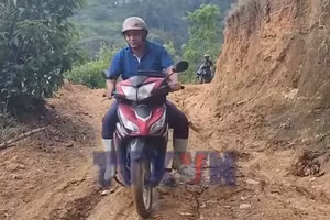 Cần sớm tháo gỡ khó khăn giao thông ở xã biên giới Bản Máy