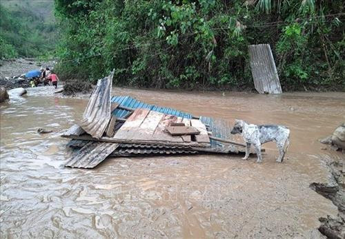 Lai Châu: Tập trung tìm kiếm người mất tích, giúp dân khắc phục thiệt hại do mưa đá và gió lốc