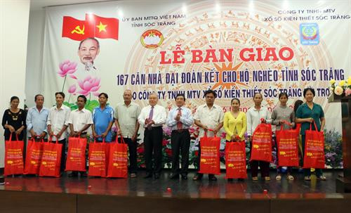 Xây dựng 167 căn nhà Đại đoàn kết cho hộ nghèo, cận nghèo ở Sóc Trăng