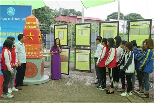 Triển lãm bản đồ và trưng bày tư liệu “Hoàng Sa, Trường Sa của Việt Nam – Những bằng chứng lịch sử và pháp lý”