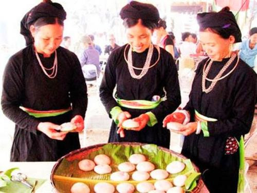 Tục đón Rằm tháng Bảy của người Tày, Hà Giang