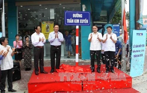 Lễ gắn biển tên đường Nhà báo, liệt sỹ Trần Kim Xuyến tại Hà Tĩnh