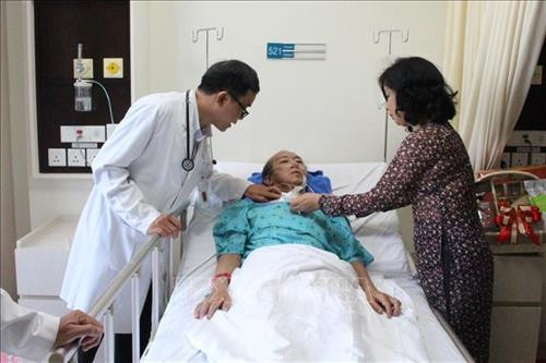 Cứu sống bệnh nhân người nước ngoài trong tình trạng hôn mê sâu do dị ứng thuốc