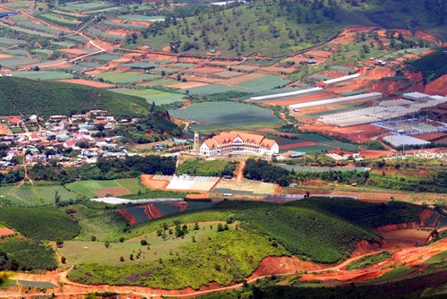 Nắng nóng gia tăng, có nơi trên 38 độ C