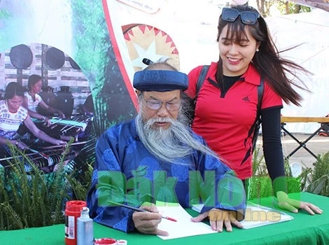 Nét đẹp Hội xuân Liêng Nung 2017 qua ảnh