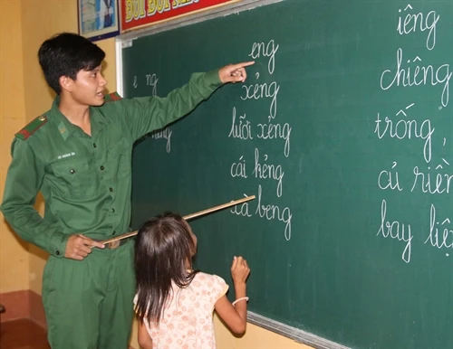 Lớp học đặc biệt ở vùng biên giới Tuyên Bình (Long An)