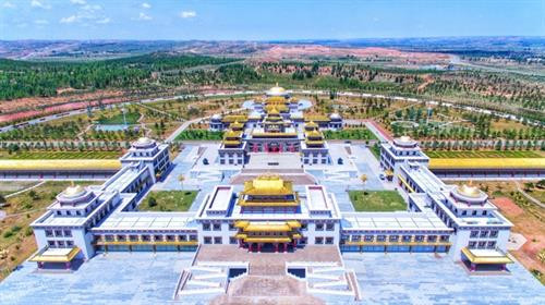Ngắm thảo nguyên Nội Mông khác lạ từ trên cao