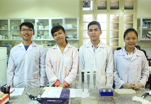 Cuộc thi Olympic Sinh học quốc tế 2016: cả bốn thí sinh của đoàn Việt Nam đều giành được huy chương