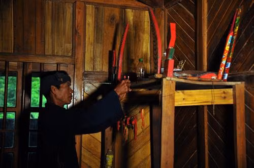 Lễ cầu mùa của đồng bào Khơ Mú ở Điện Biên