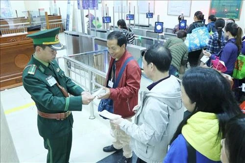 Bộ Y tế ban hành Hướng dẫn Chẩn đoán và điều trị bệnh viêm phổi cấp do chủng vi rút Corona mới