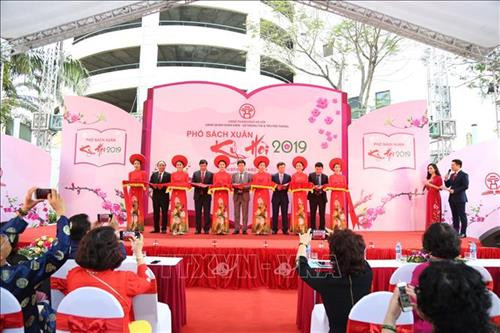 Khai mạc Phố Sách Xuân Kỷ Hợi 2019 tại Hà Nội