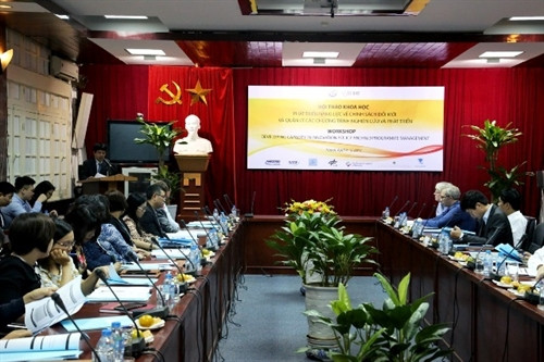 Phát triển năng lực về chính sách đổi mới và quản lý các chương trình nghiên cứu và phát triển