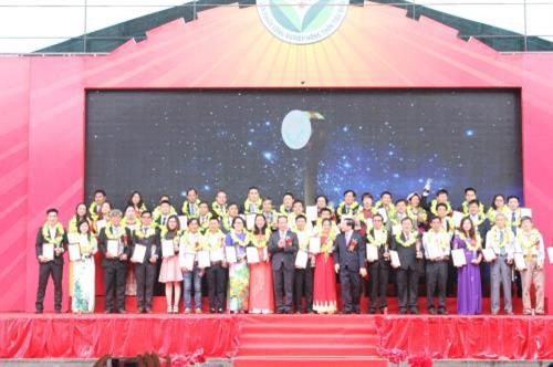 Vinh danh hơn 100 sản phẩm công nghiệp nông thôn tiêu biểu 2017