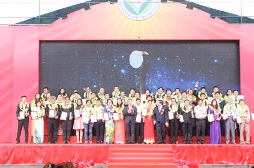 Vinh danh hơn 100 sản phẩm công nghiệp nông thôn tiêu biểu 2017