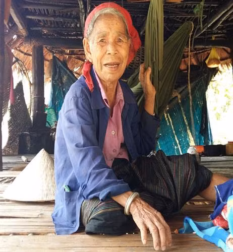 Prả - chiếc vòng thiêng của người Vân Kiều