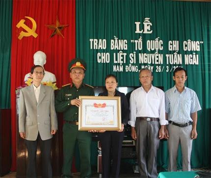 Cấp Bằng "Tổ quốc ghi công" cho 498 liệt sĩ