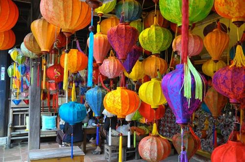 Nghề làm đèn lồng Trung thu ở Hội An