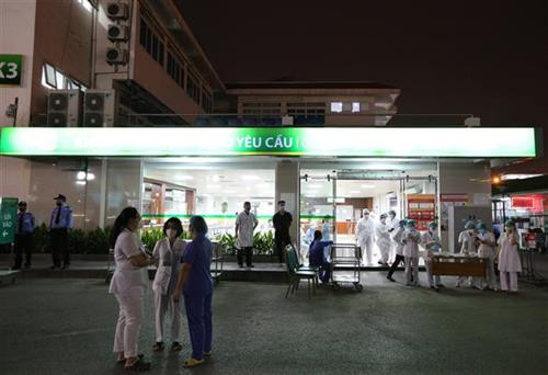 Dịch COVID-19: Thêm 5 người mắc COVID-19 mới, trong đó có 4 người liên quan tới Bệnh viện Bạch Mai