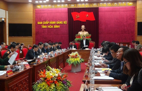 Đồng chí Phạm Minh Chính làm việc tại tỉnh Hòa Bình