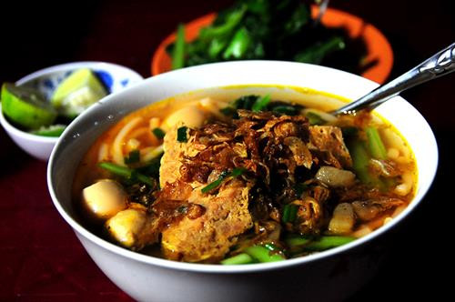 Bún đỏ - món ăn bình dân về đêm nổi tiếng ở Ban Mê