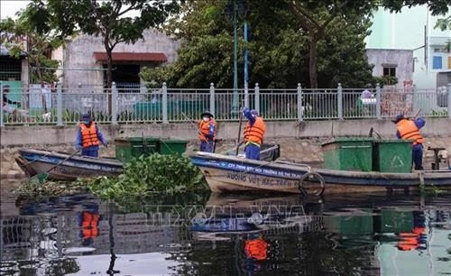 Nỗ lực cải thiện môi trường nước trên kênh rạch ở Thành phố Hồ Chí Minh